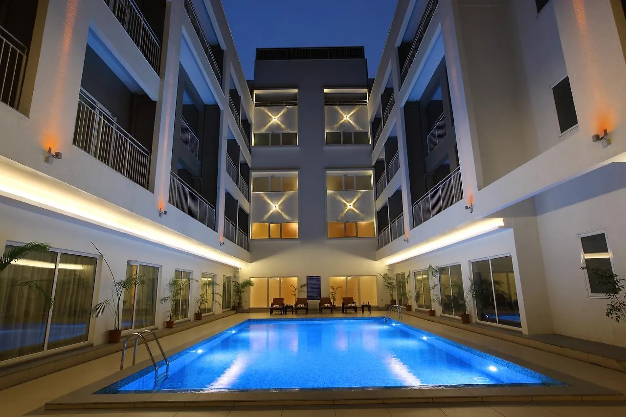 Hotel Starlit Suites Kochi
