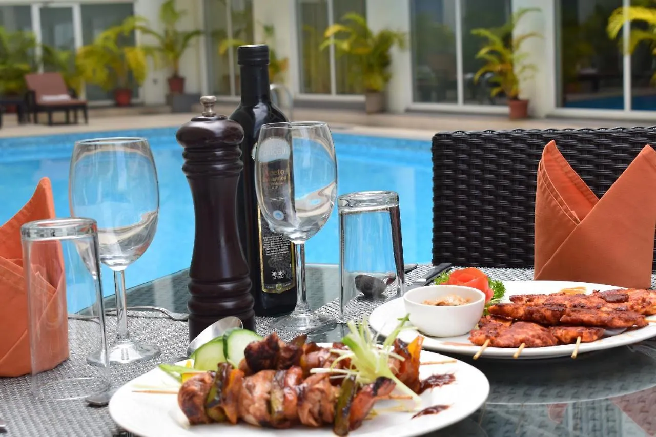 Starlit Suites Kochi Hotel